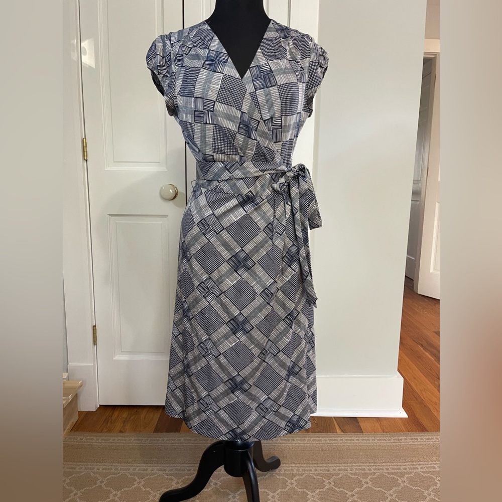 Banana Republic. Wrap dress.